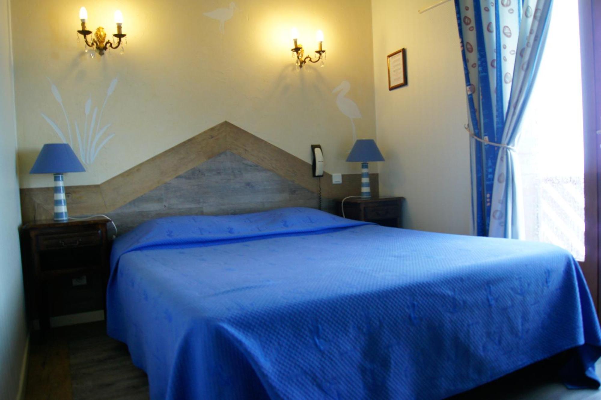 Hotel Aux Trois Jean Le Crotoy Esterno foto